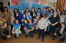      Липецкие журналисты подготовили фотовыставку о детях с аутизмом