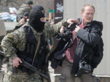 СМИ: власти ДНР запретили российским журналистам выезжать на линию фронта
