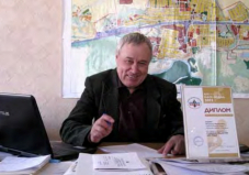 Владимирский СЖ поздравил с 75-летием Владимира Сасина, проработавшего в районной газете полвека