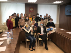Юнкоры Челябинска и Еманжелинска стали первыми учениками Экологической школы для журналистов Южного Урала