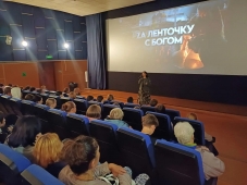 Член Союза журналистов Забайкалья презентовала фильм «За ленточку с Богом 2»
