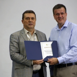 title="F02A1695_2.JPG"